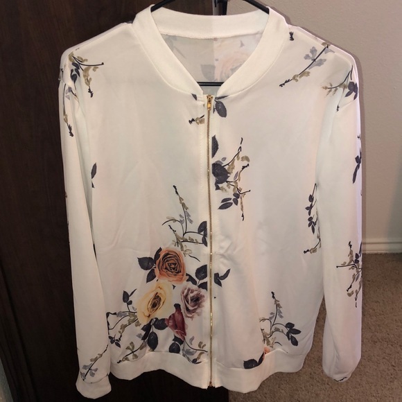 Jackets & Blazers - Floral Full zip jacket